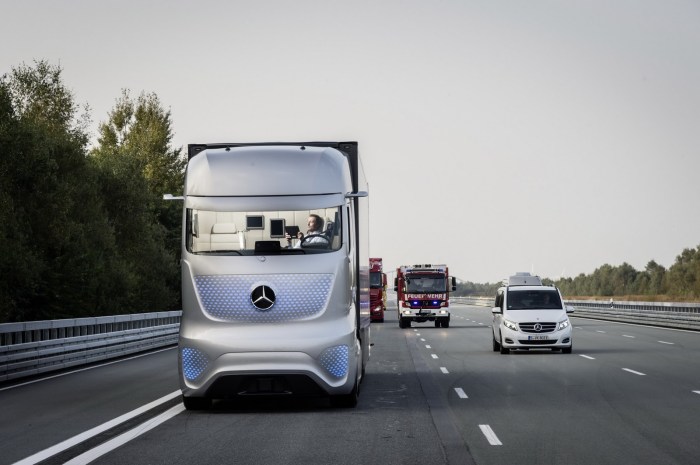 Mercedes 2025