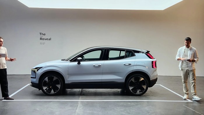 Volvo xc40 2025